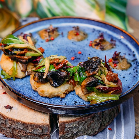 Драники с грибами и овощами